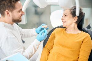 Dental Implants vs Dentures: Better Choice